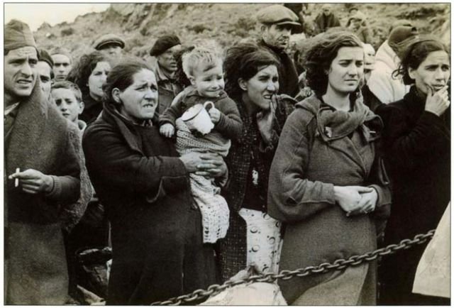 Republikanische Flüchtlinge an der französischen Grenze 1939