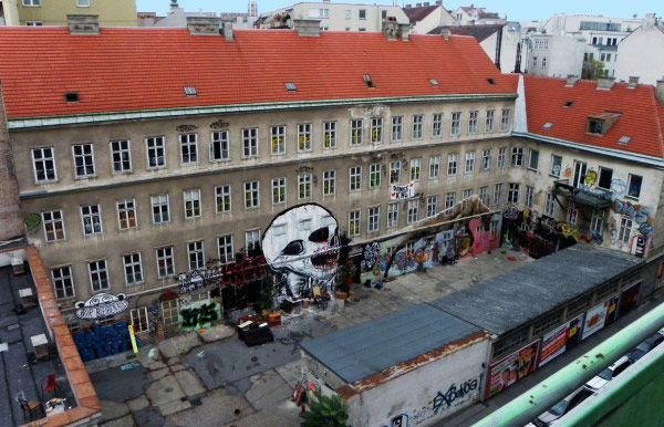 Hausbesetzung Epizentrum Wien 2011