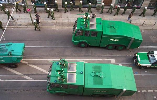 Polizeimob unterwegs...
